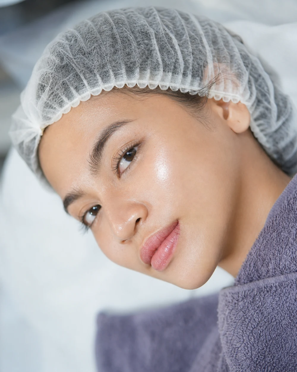 Radiant Glasslift Facial di MALVÉ Beauty Clinic